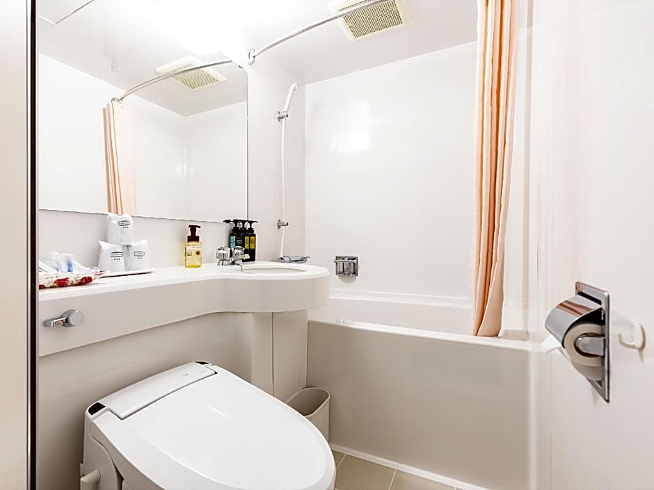 KOKO STAY Shimonoseki - formerly Hotel Wing International Shimonoseki