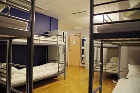 Family Room with Shared Bathroom - No Windows