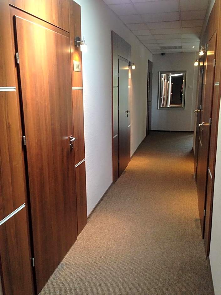 Hotel & Restauracja Glass