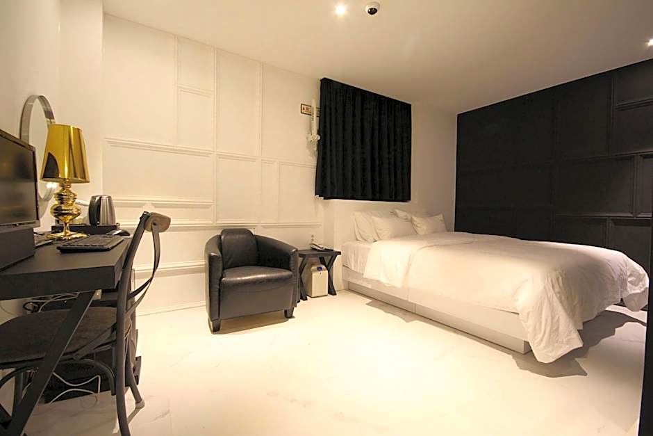 SOYU Hotel