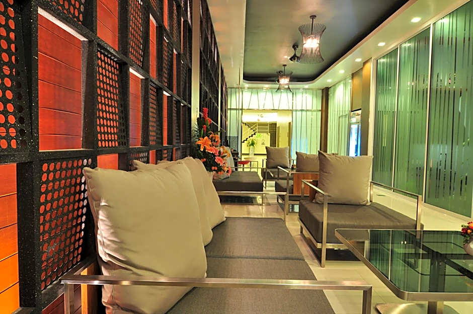 Platinum Hotel and Apartments