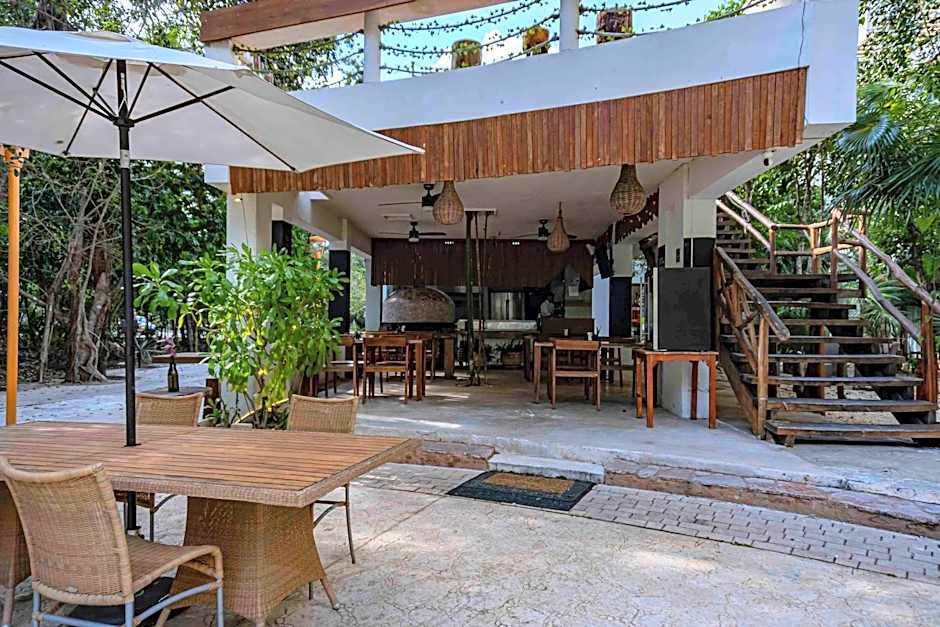Niik Tulum