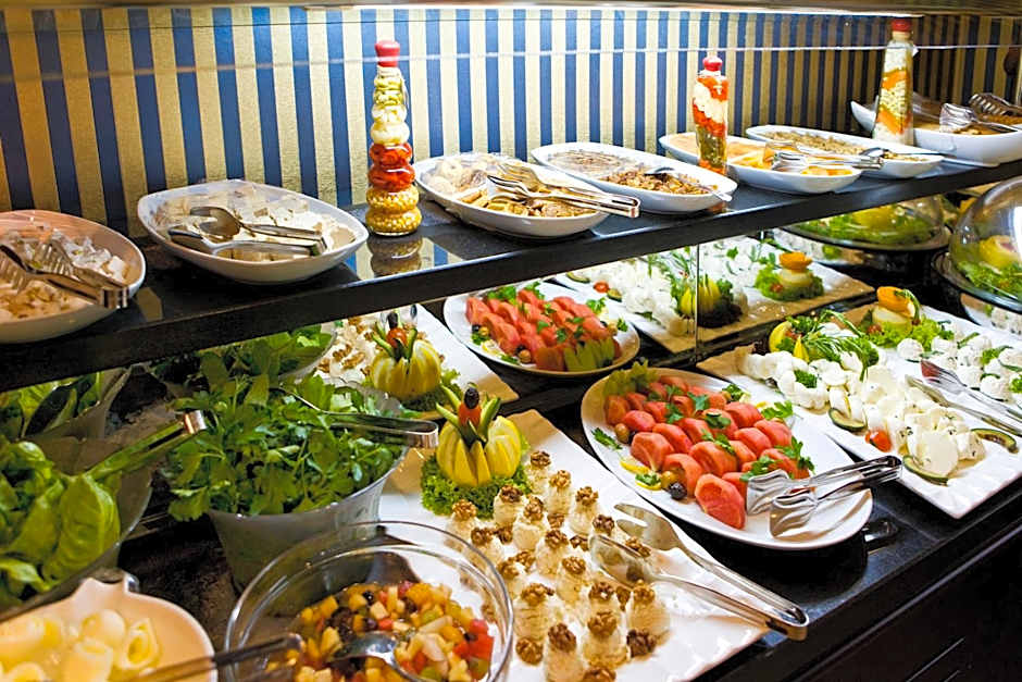 Latanya Palm & SPA Airport Antalya