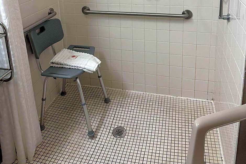 Comfort Inn Huntington near University area