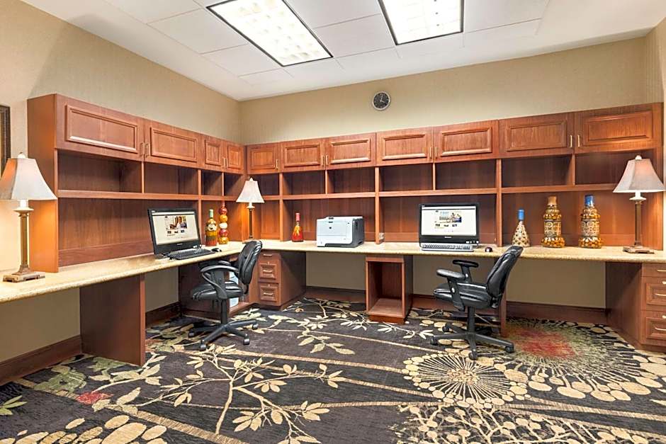 Hampton Inn By Hilton & Suites Williamsburg Historic District Va