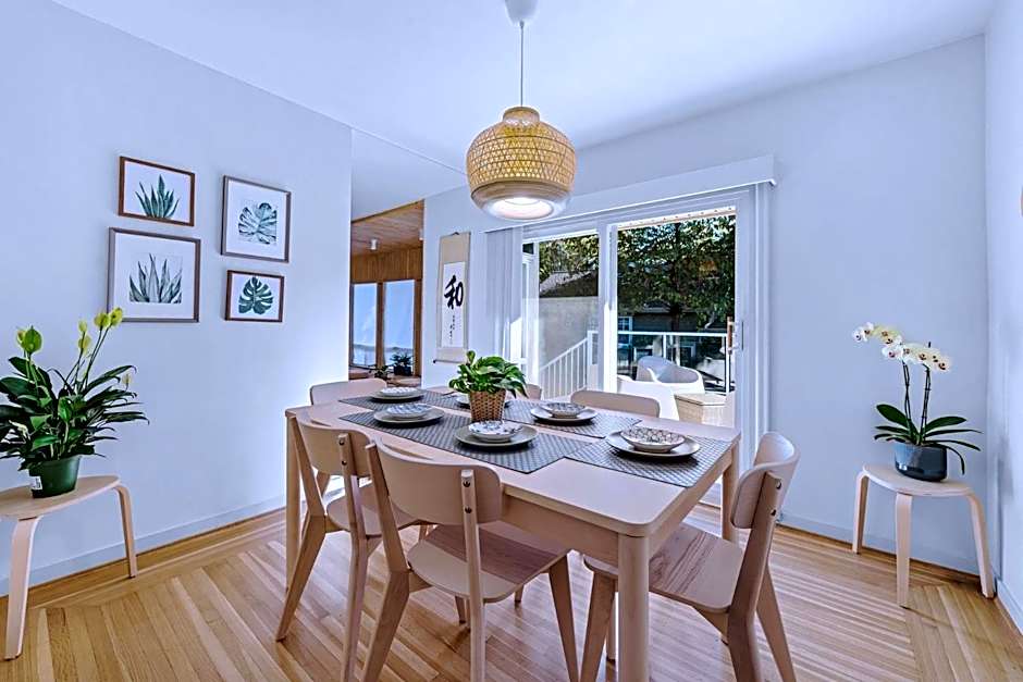 Three-Tree Villa-Central Location