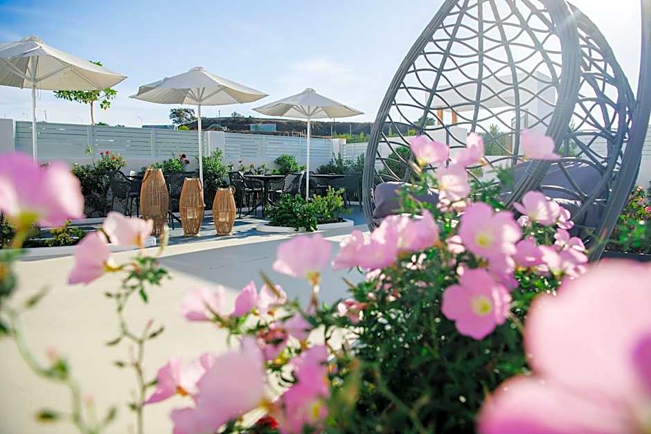 Santoterra Antigua Suites