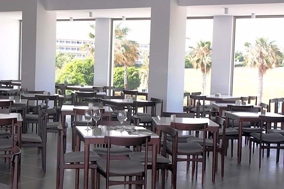 Gold Lagoon Kosher Hotel - by Amphora Hotel & Suites