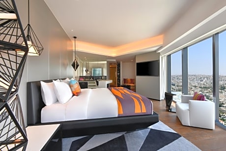 Cool Corner Suite, 1 Bedroom Junior Suite, 1 King, City view