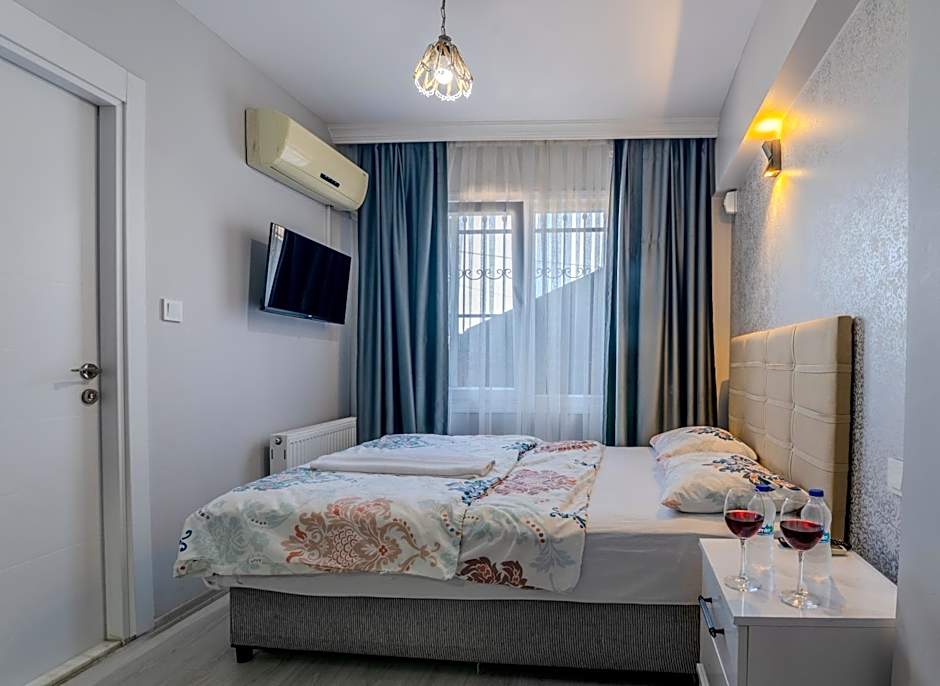 Niko Airport Black Sae Hotel