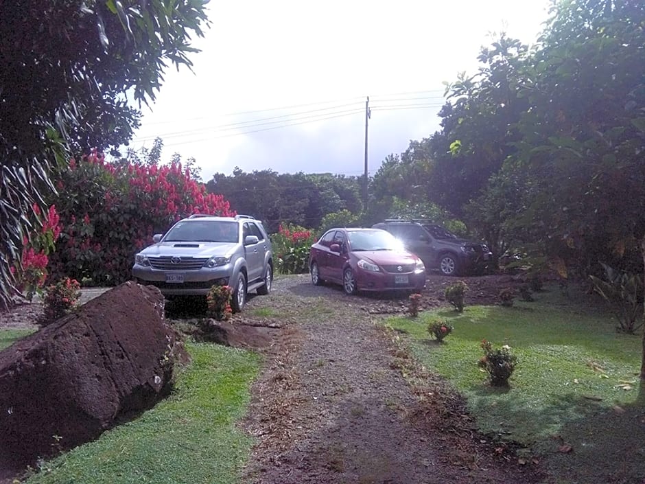 Paraiso Volcano Lodge
