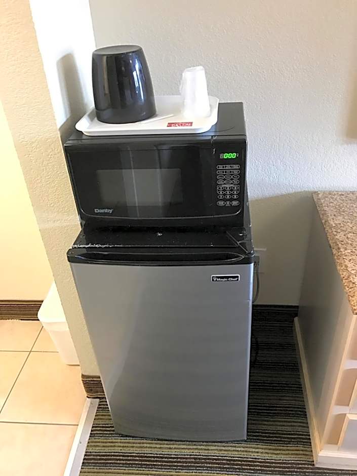 Crystal Inn and Suites