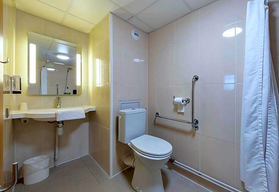 B&B HOTEL La Rochelle Angoulins