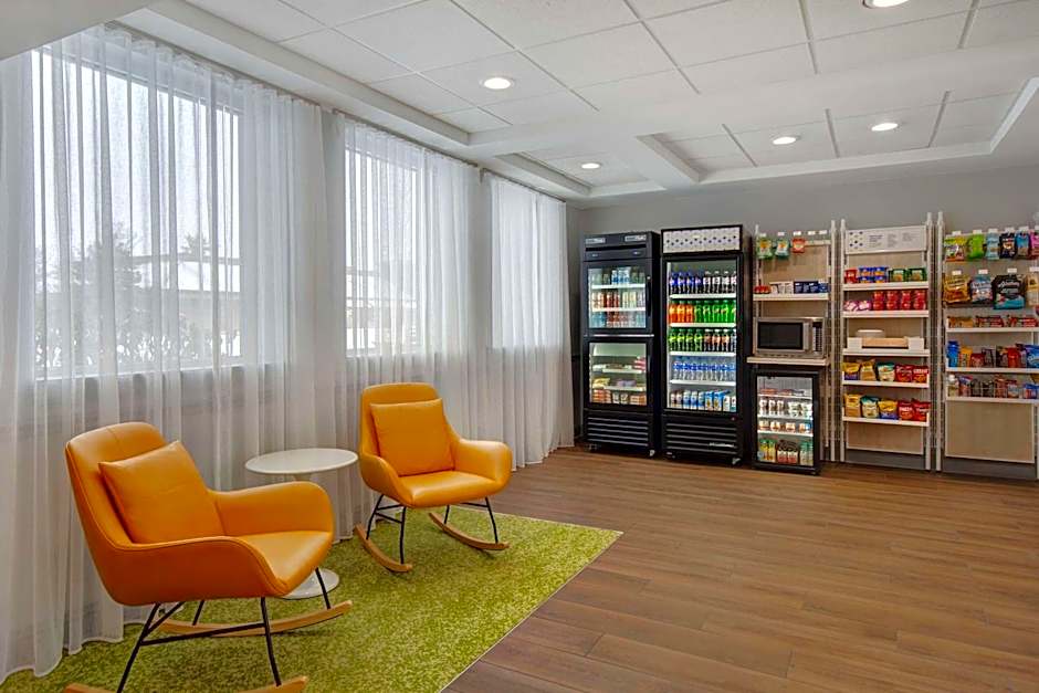 Spark by Hilton Rochester University Area