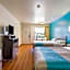 Motel 6 Portland Mall - 205