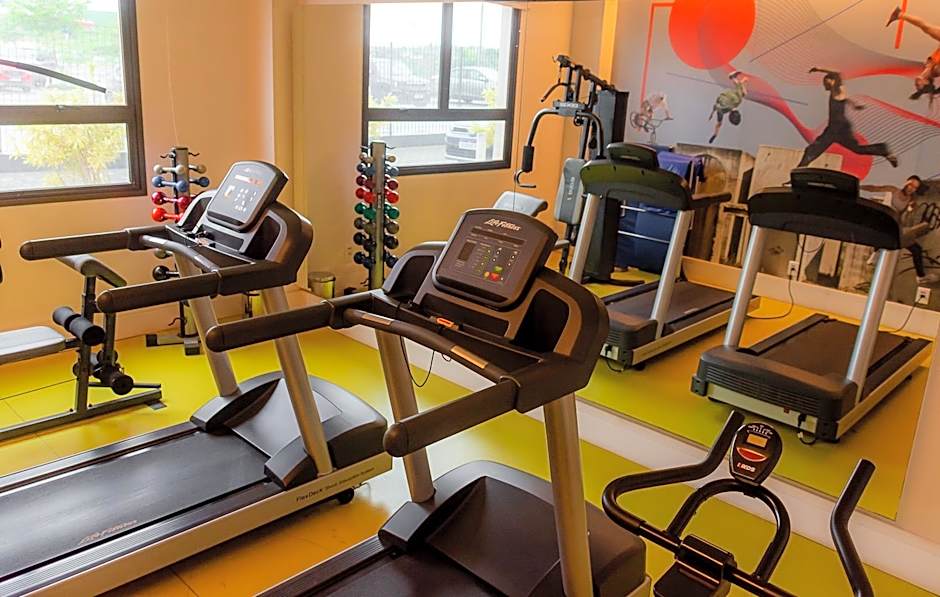 Golden Tower Shopping by Fenix Hoteis