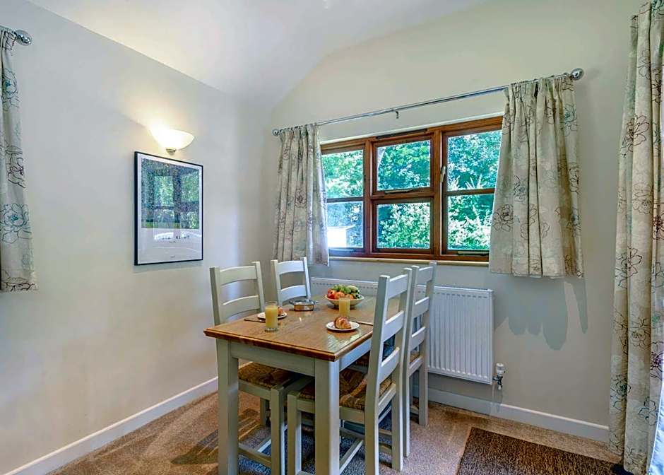 Ford Farm Lodges