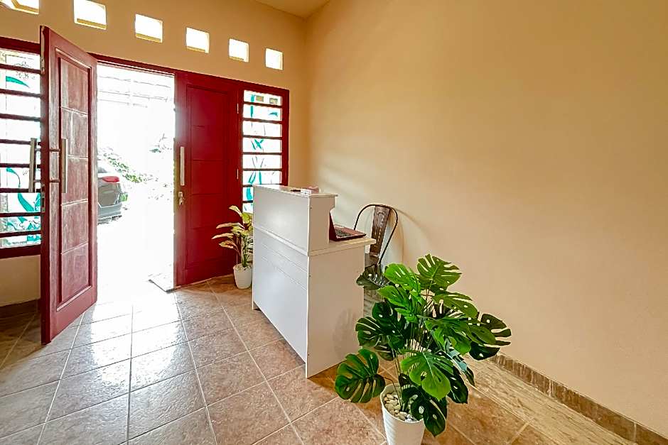 Urbanview Hotel Sany Cirebon