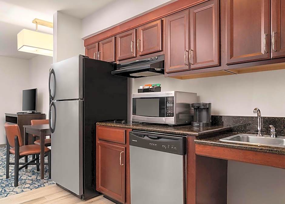 Homewood Suites By Hilton Cambridge-Arlington