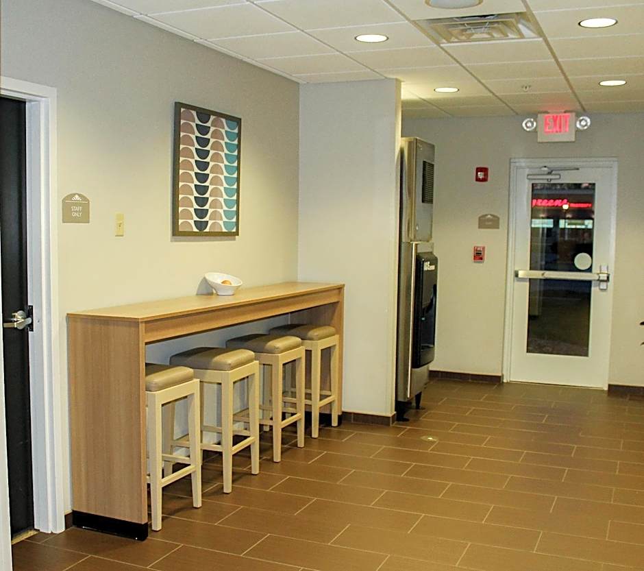 Microtel Inn & Suites Penn Yan Finger Lakes Region