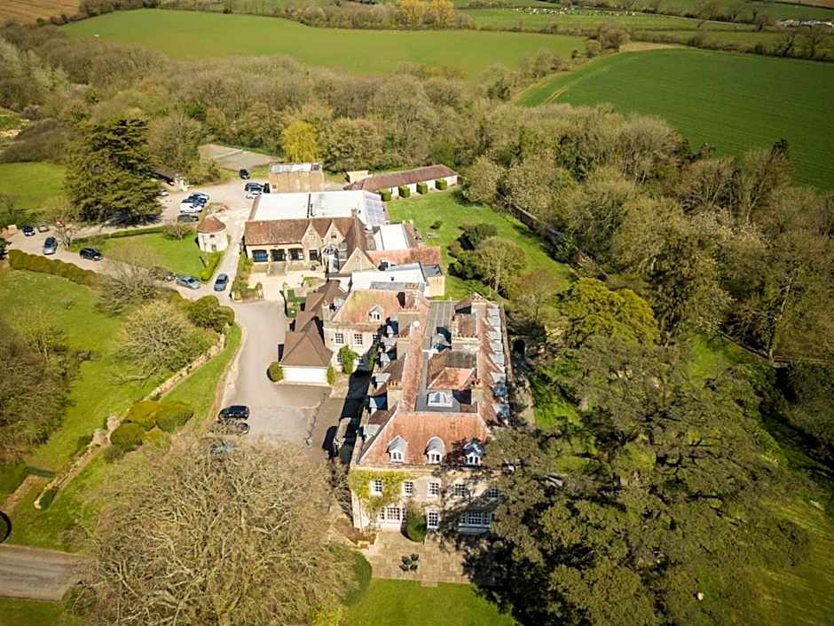 Holbrook Manor & Spa