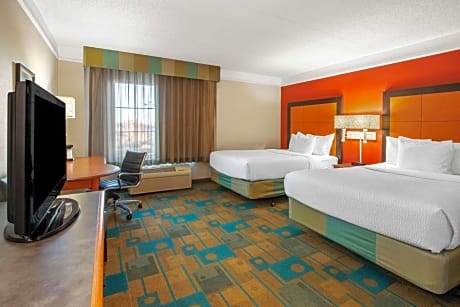 2 Double Beds Deluxe Room Non-Smoking