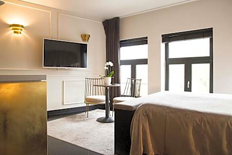 Double Room with Balcony and Terrace