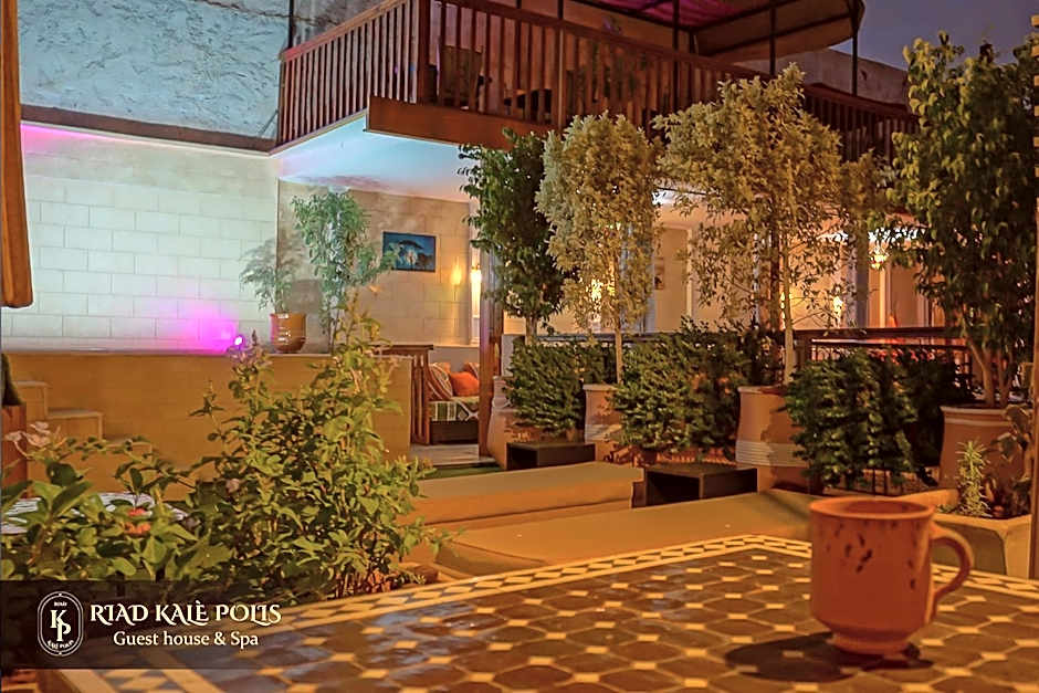 RIAD KALE POLIS