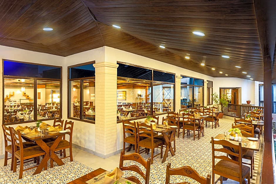 Hotel Pokhara Grande