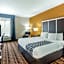 La Quinta Inn & Suites by Wyndham Gonzales