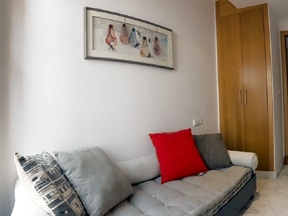 Bright and well located apart. in heart of Malaga