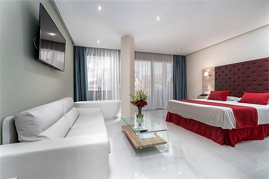 Photo 1 of 22 of Junior Suite