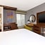 Hampton Inn By Hilton Traverse City