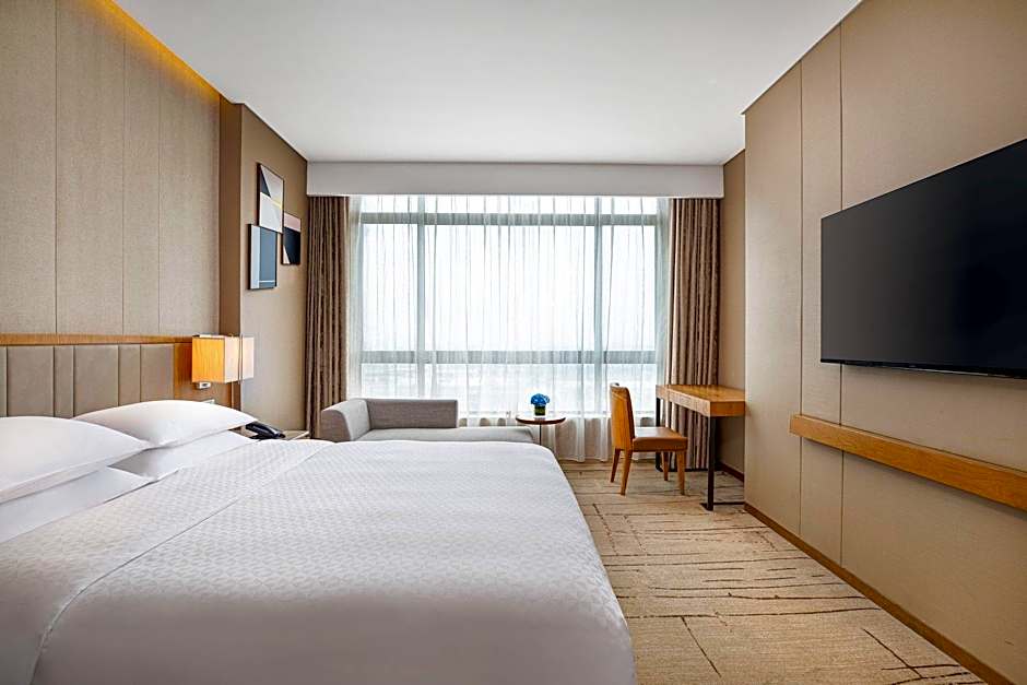Four Points by Sheraton Shanghai, Kangqiao