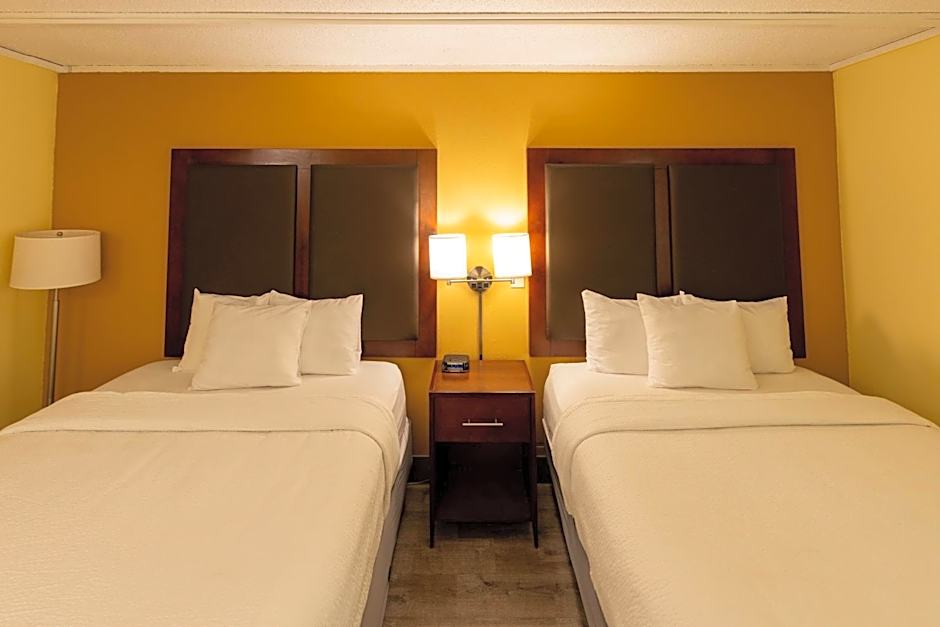 Kings House Motor Hotel, a Dazzler Select by Wyndham