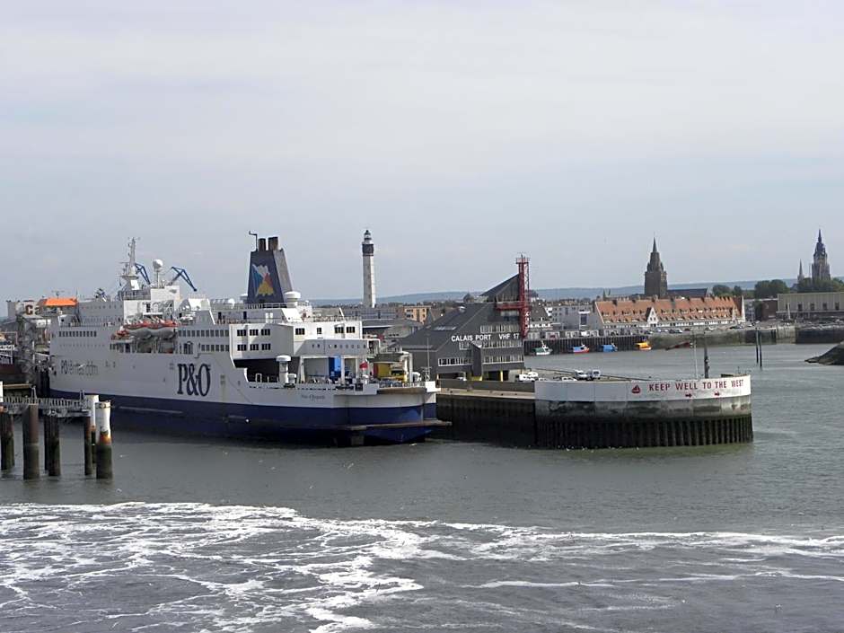 ibis Calais Car Ferry