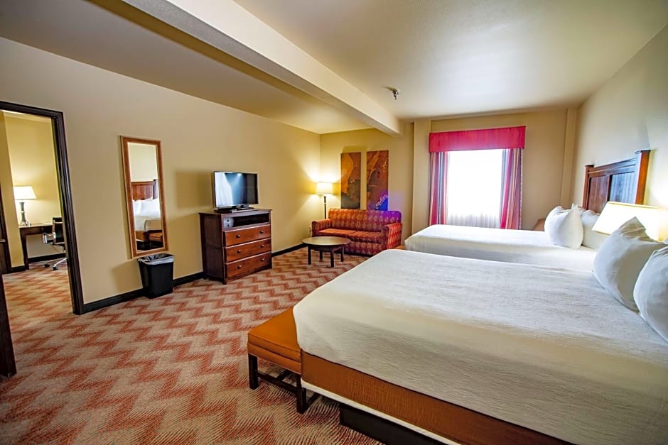 Best Western Plus Cimarron Hotel & Suites