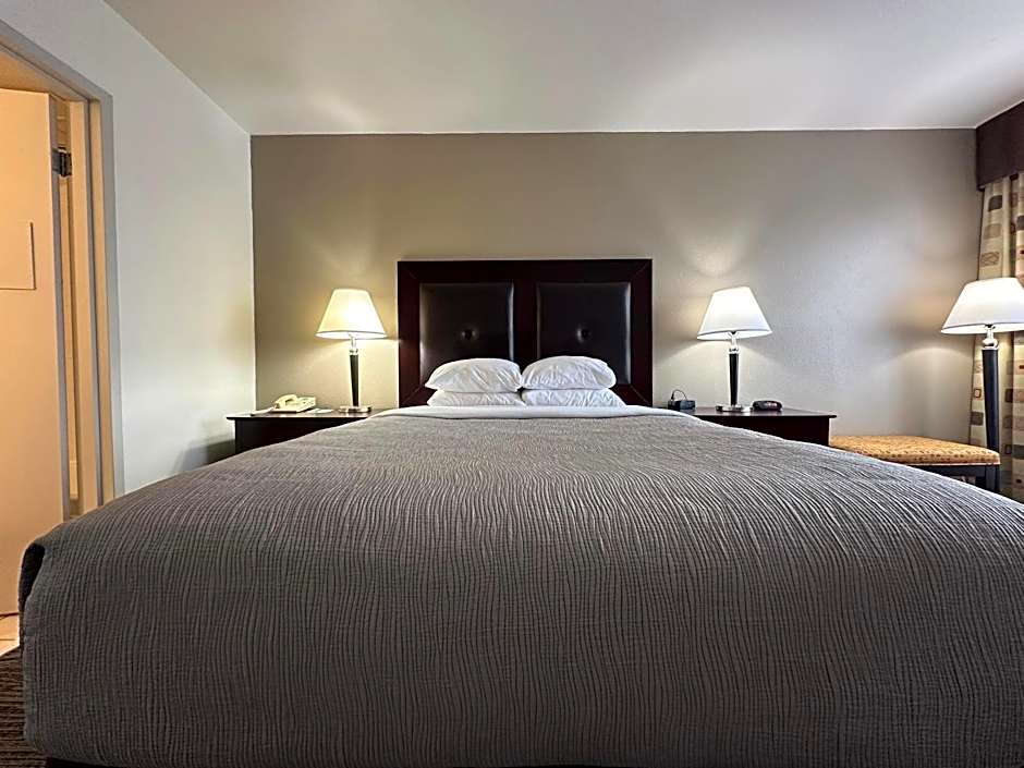 Quality Inn & Suites Everett