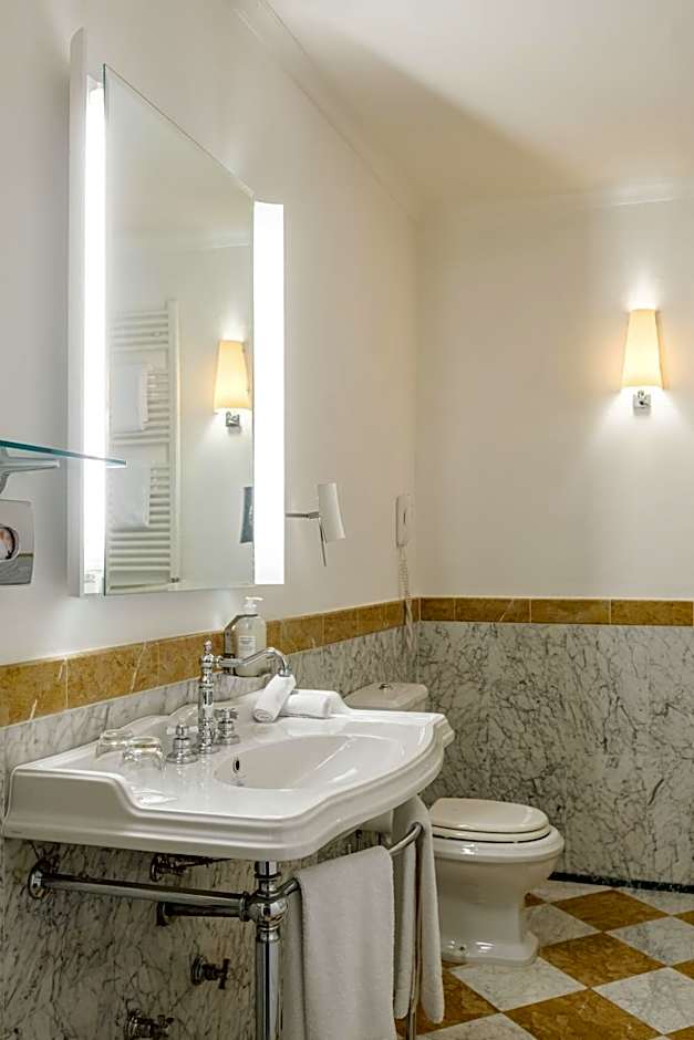 Villa Tolomei Hotel & Resort