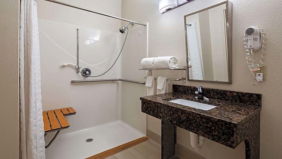 Best Western Denton Inn