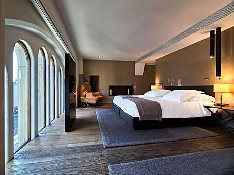 Two-Bedroom Concerto Suite