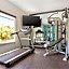 Best Western Plus Blue Angel Inn