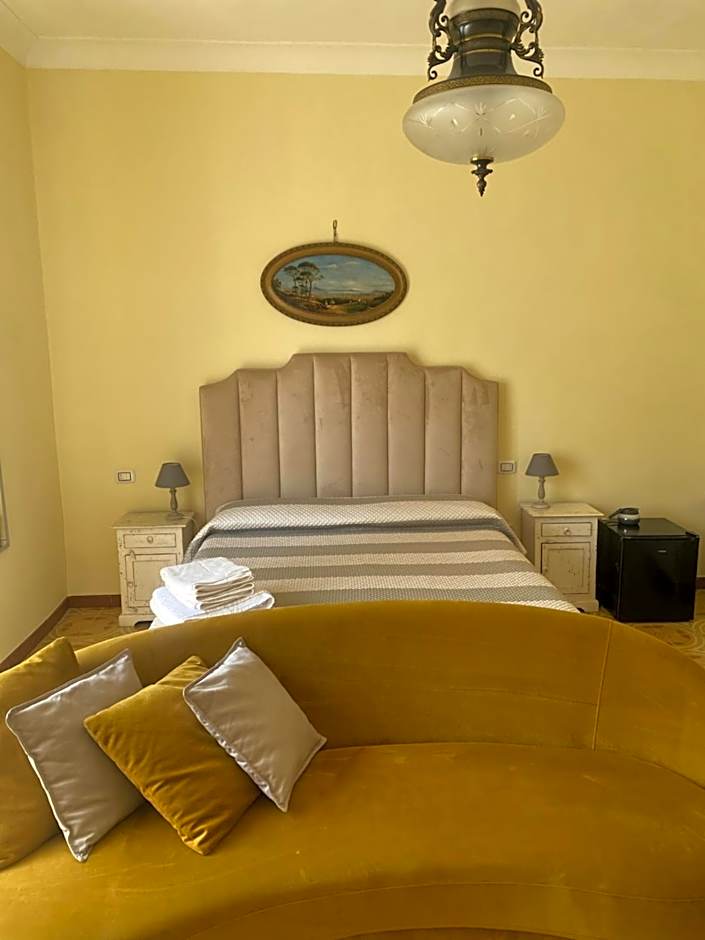 Villa Favorita Suites
