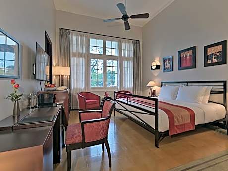 Deluxe Twin Room with River View