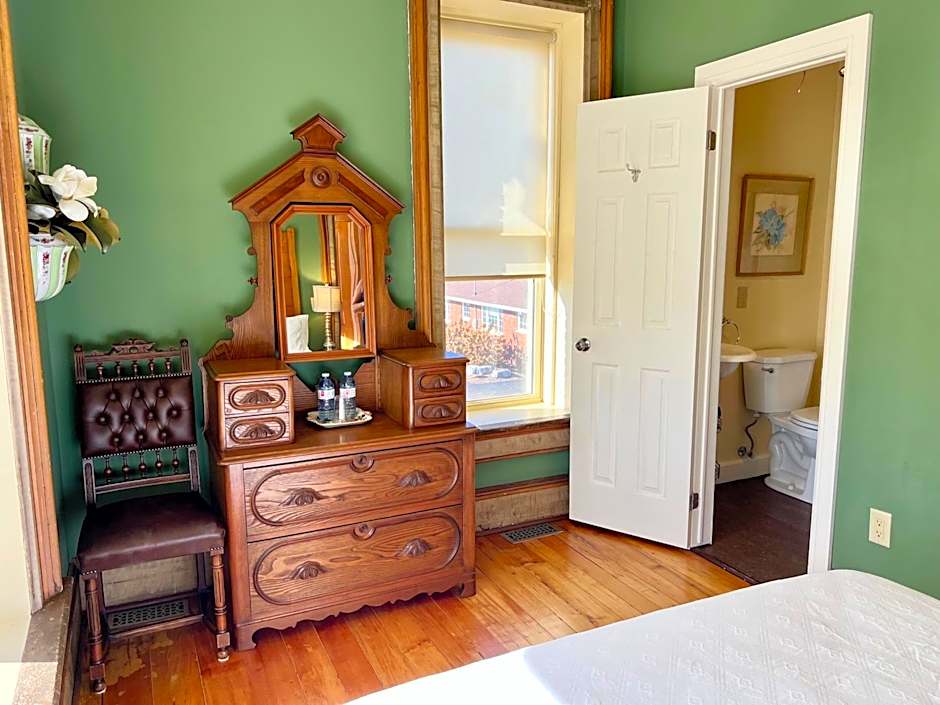 The Woodbridge House