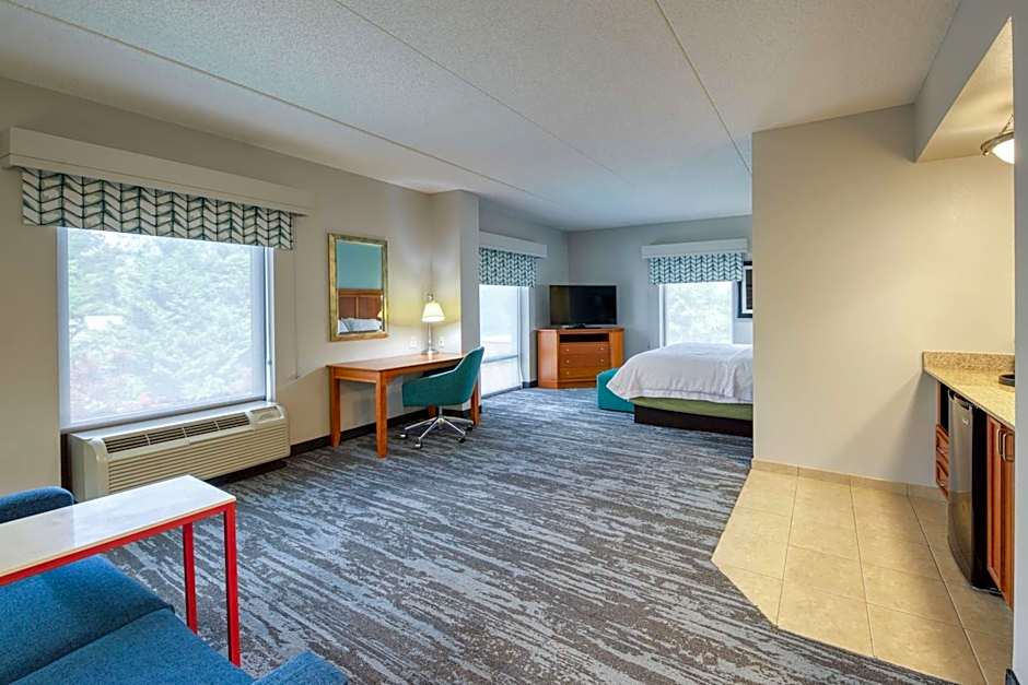Hampton Inn Wilmington-University Area/Smith Creek Station