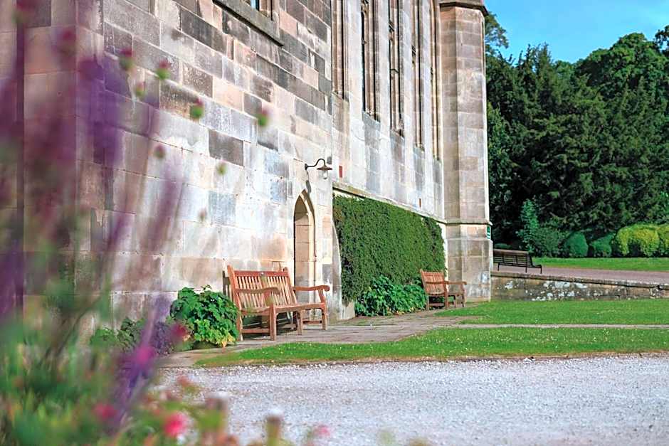 YHA Ilam Hall