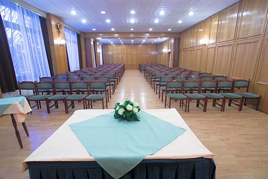 Mátyás Király Gyógy- és Wellness Hotel