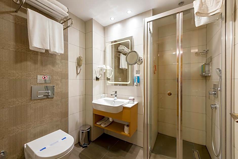 Hotel Boursier 2 & Spa