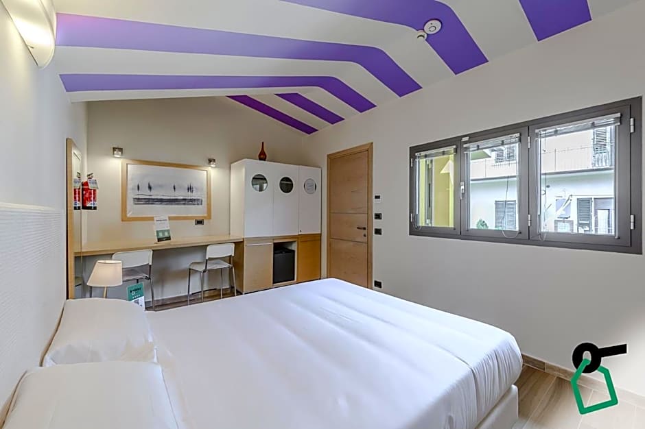 HOTIDAY ApartHotel Firenze